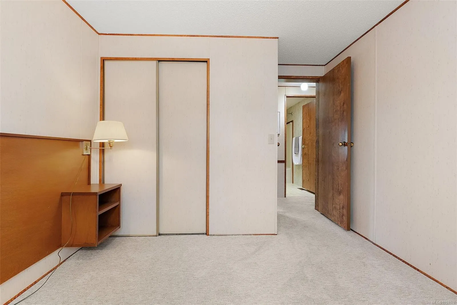 7701 Central Saanich Rd