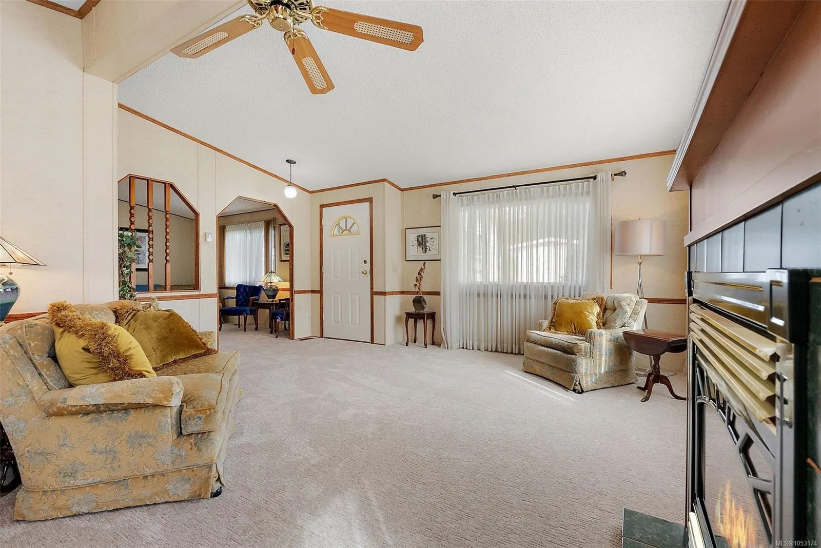 7701 Central Saanich Rd