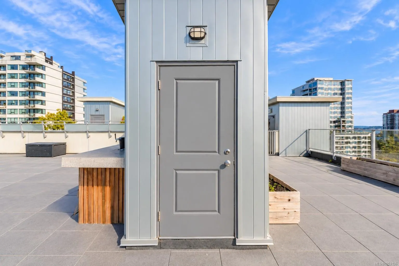 10 Chapel St
