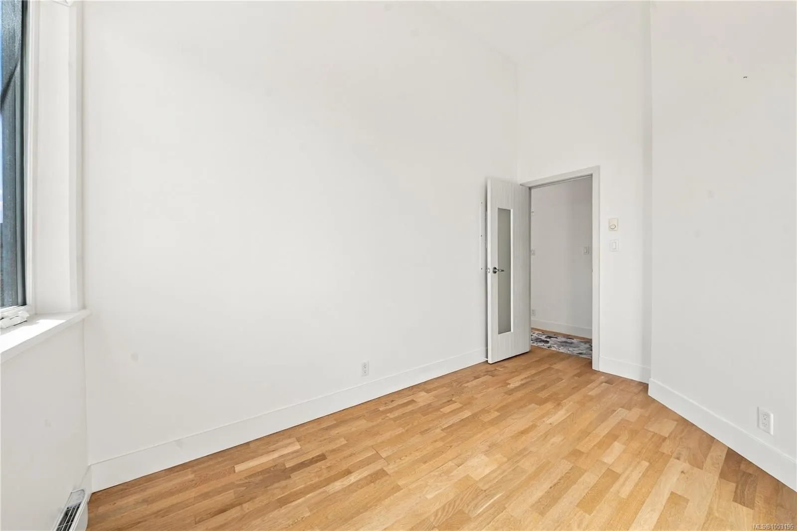 10 Chapel St