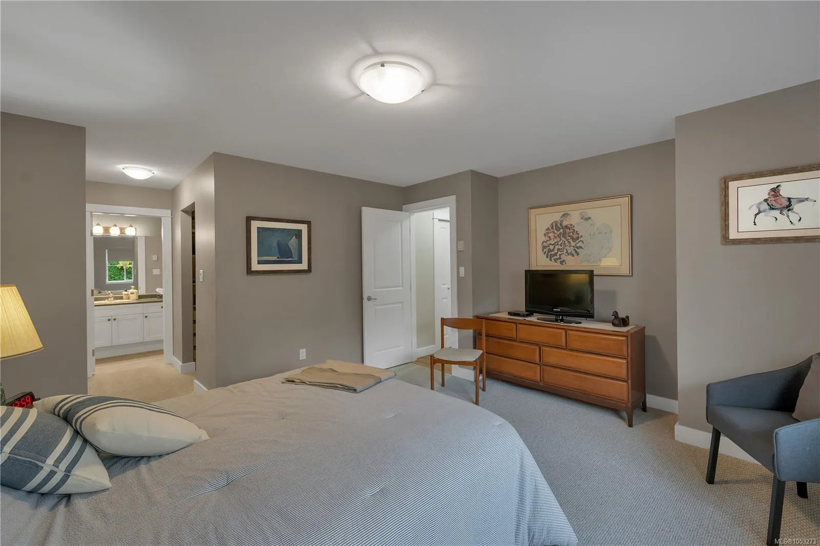 769 Merecroft Rd