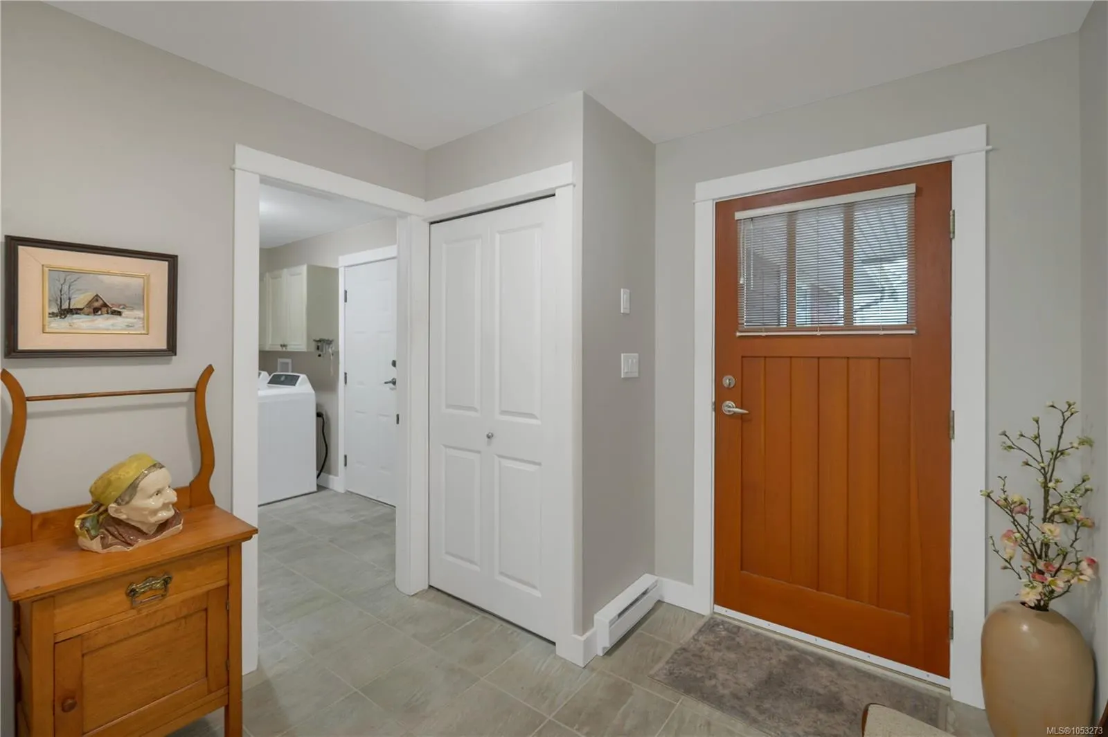769 Merecroft Rd