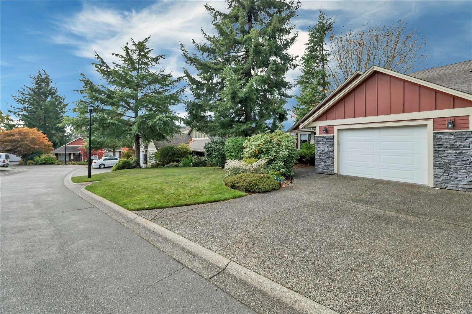 769 Merecroft Rd