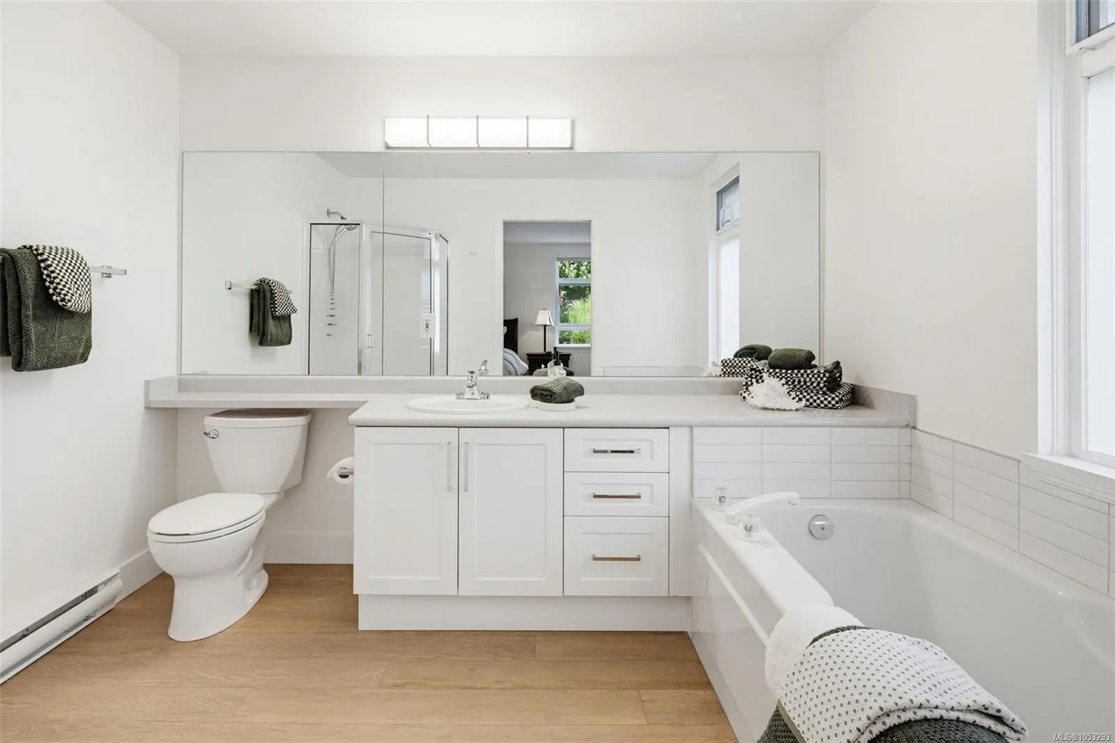 5110 Cordova Bay Rd