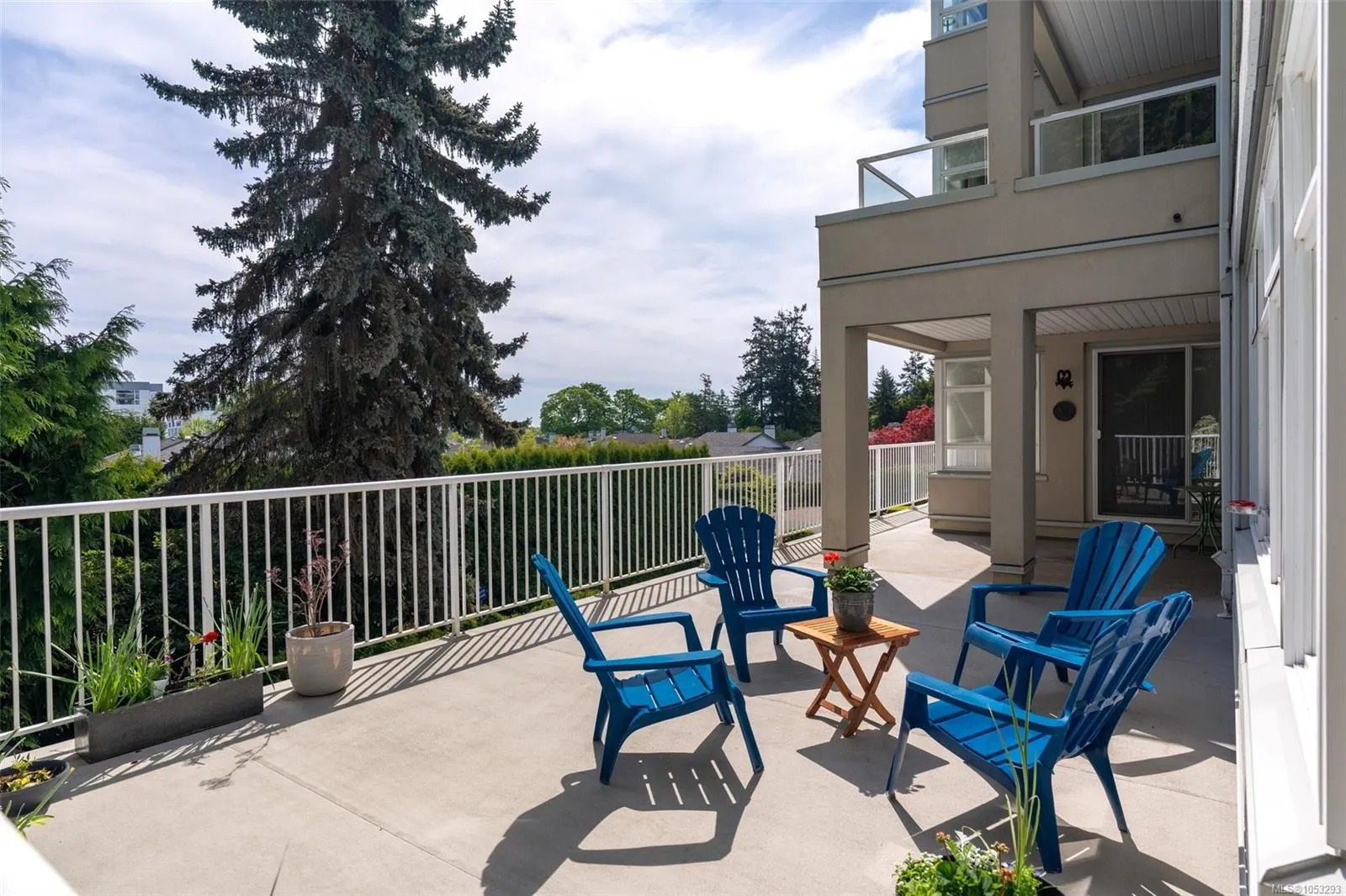 5110 Cordova Bay Rd