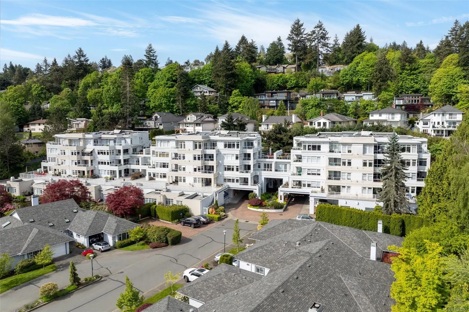 5110 Cordova Bay Rd