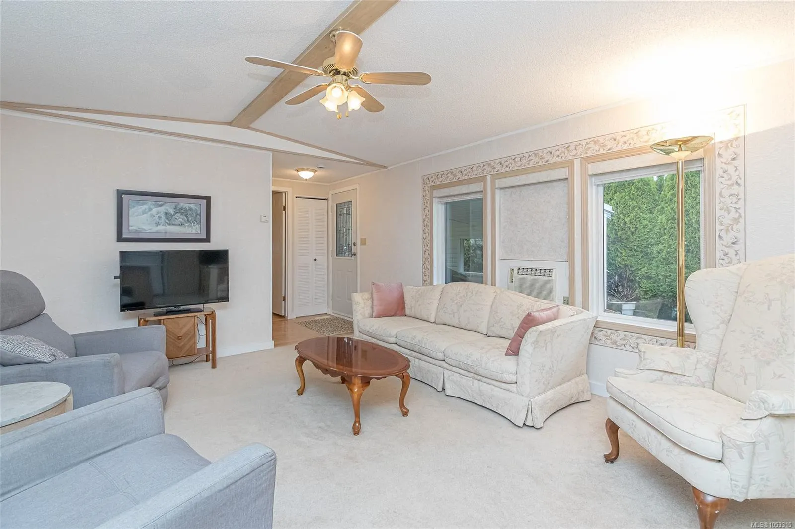 658 Alderwood Dr
