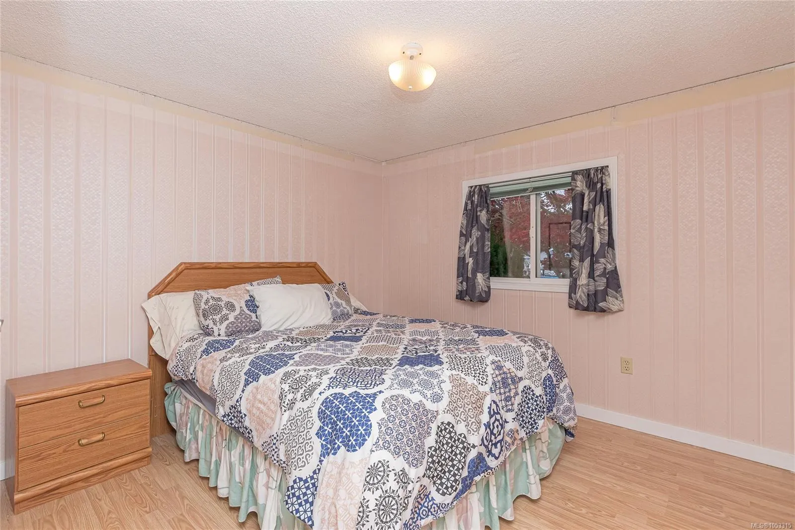 658 Alderwood Dr