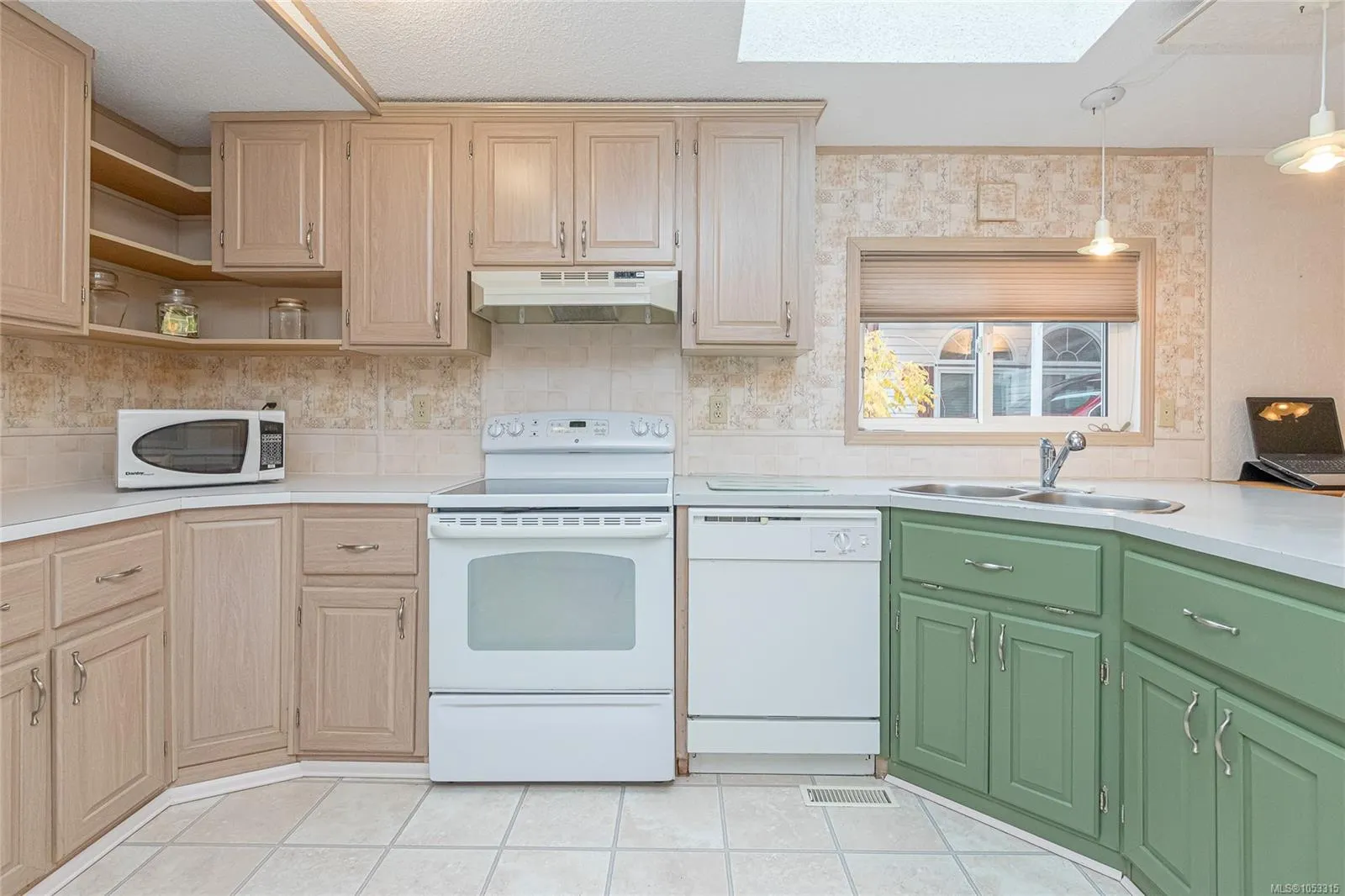 658 Alderwood Dr