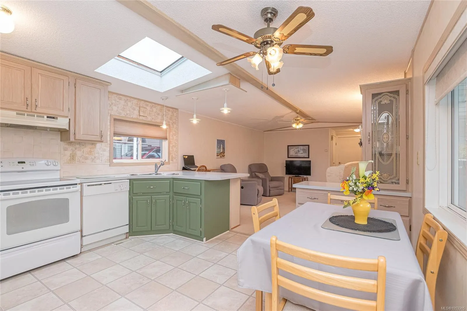 658 Alderwood Dr