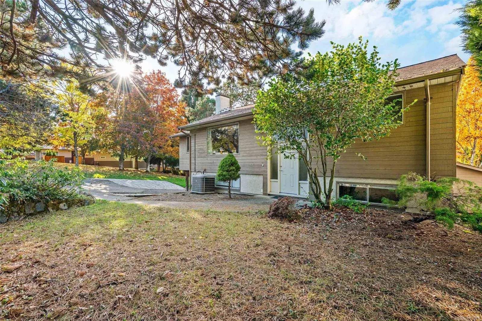 4384 West Saanich Rd