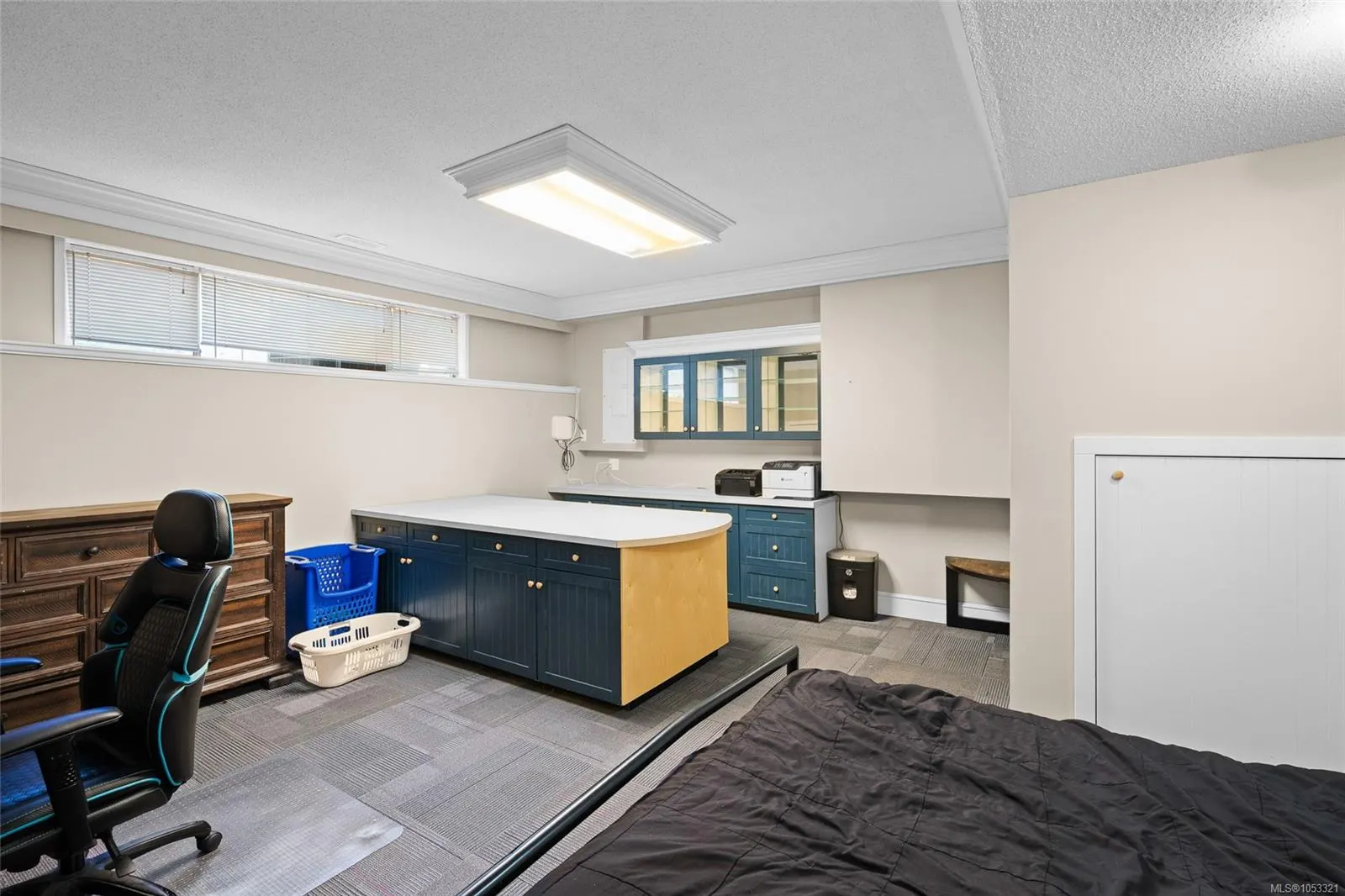 4384 West Saanich Rd