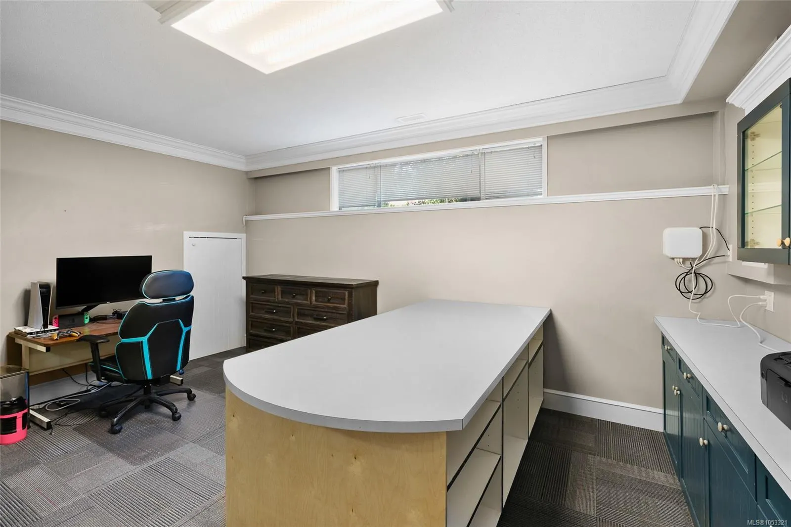 4384 West Saanich Rd
