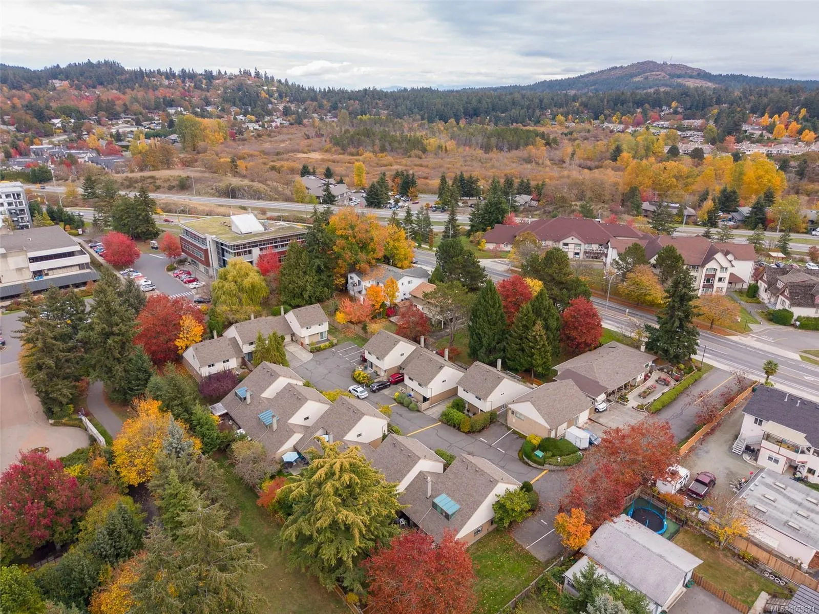 4384 West Saanich Rd