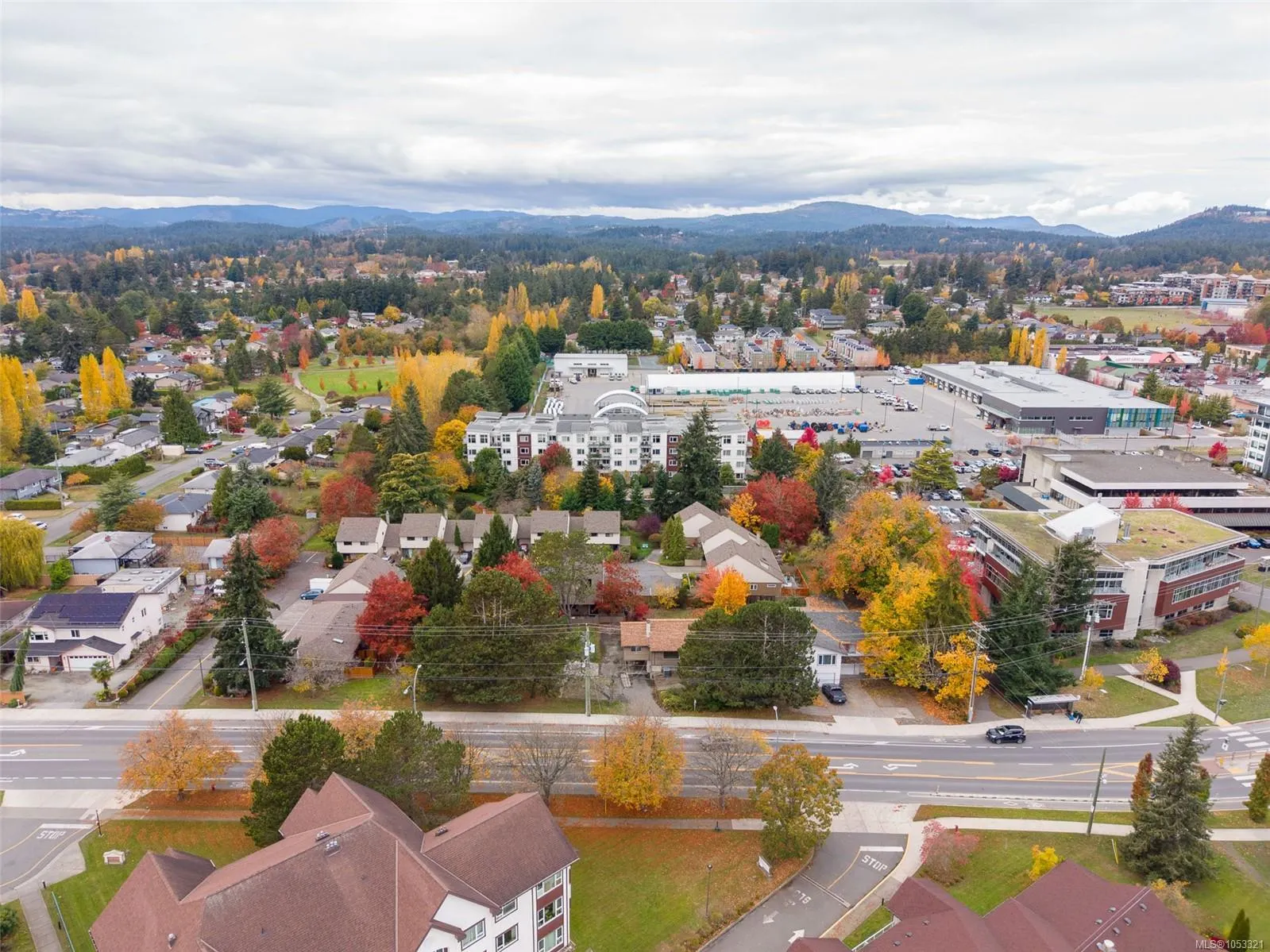 4384 West Saanich Rd