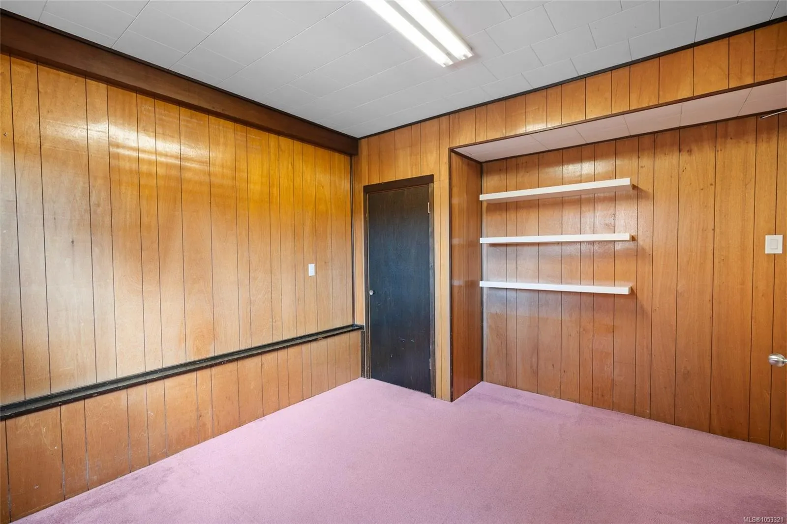 4384 West Saanich Rd