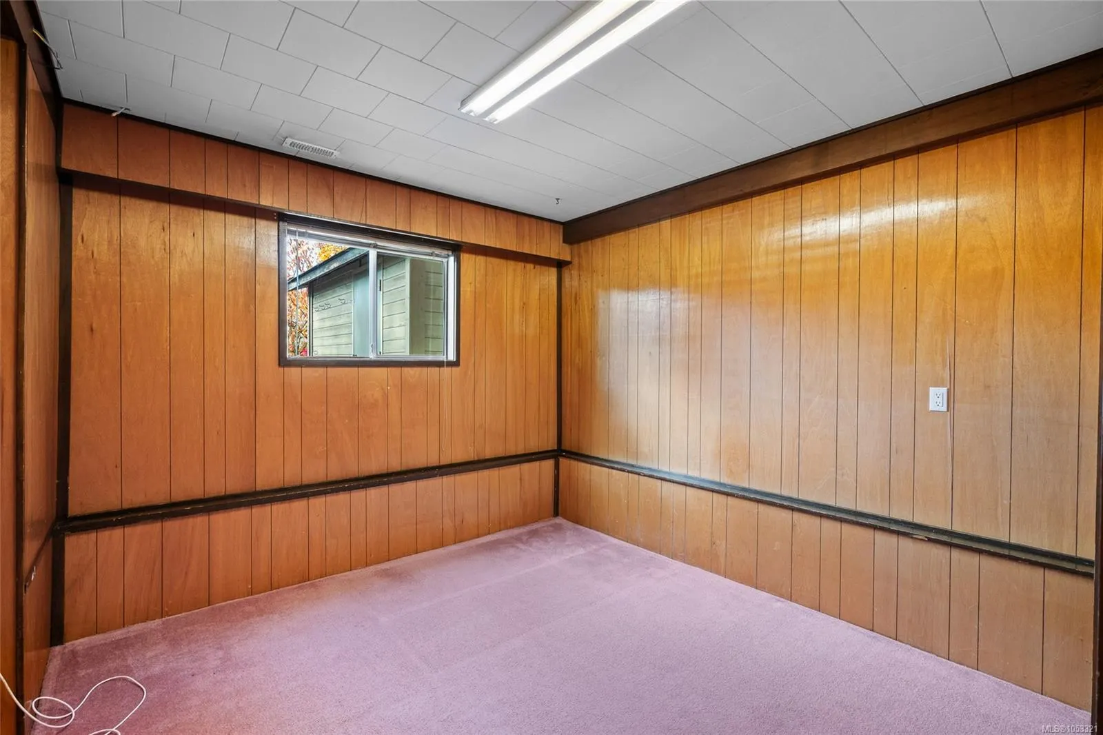 4384 West Saanich Rd