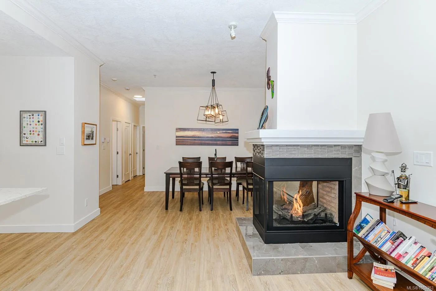 380 Waterfront Cres