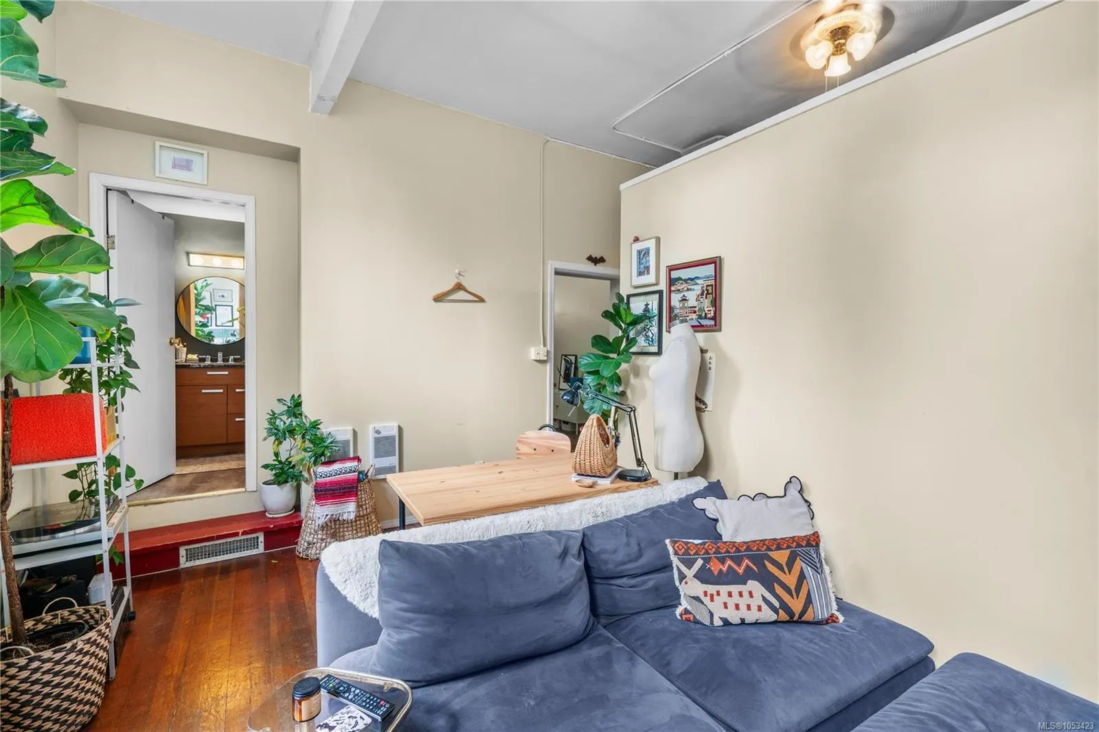 525 William St