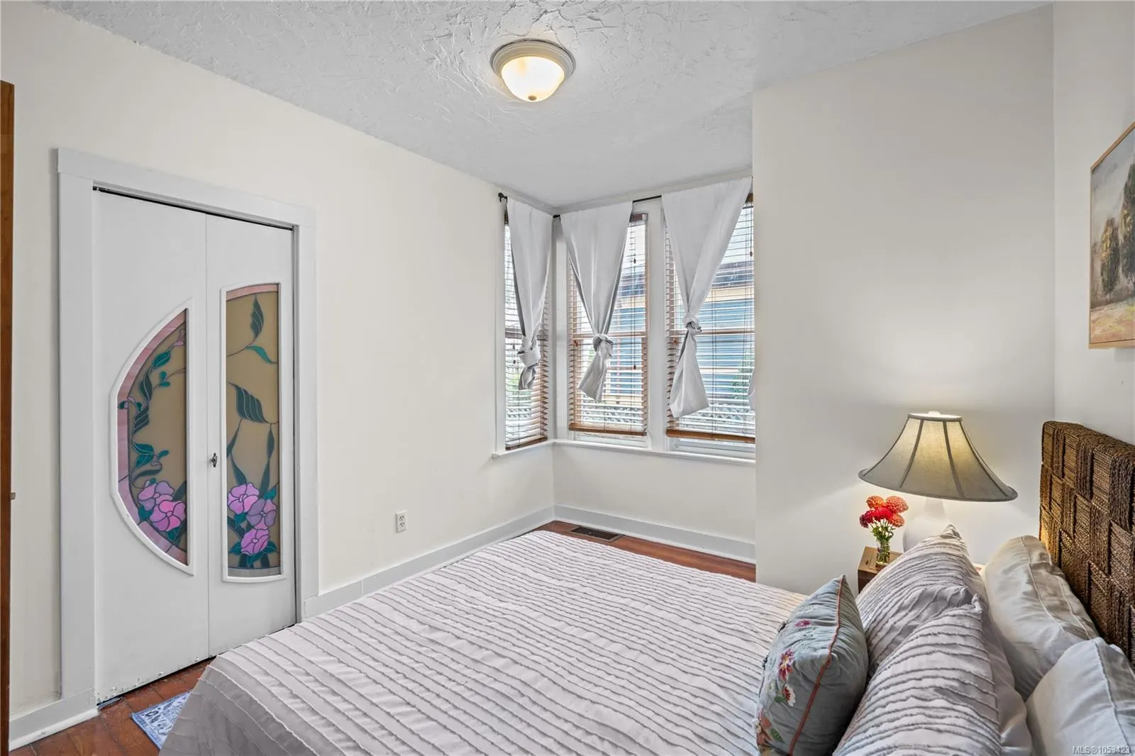 525 William St