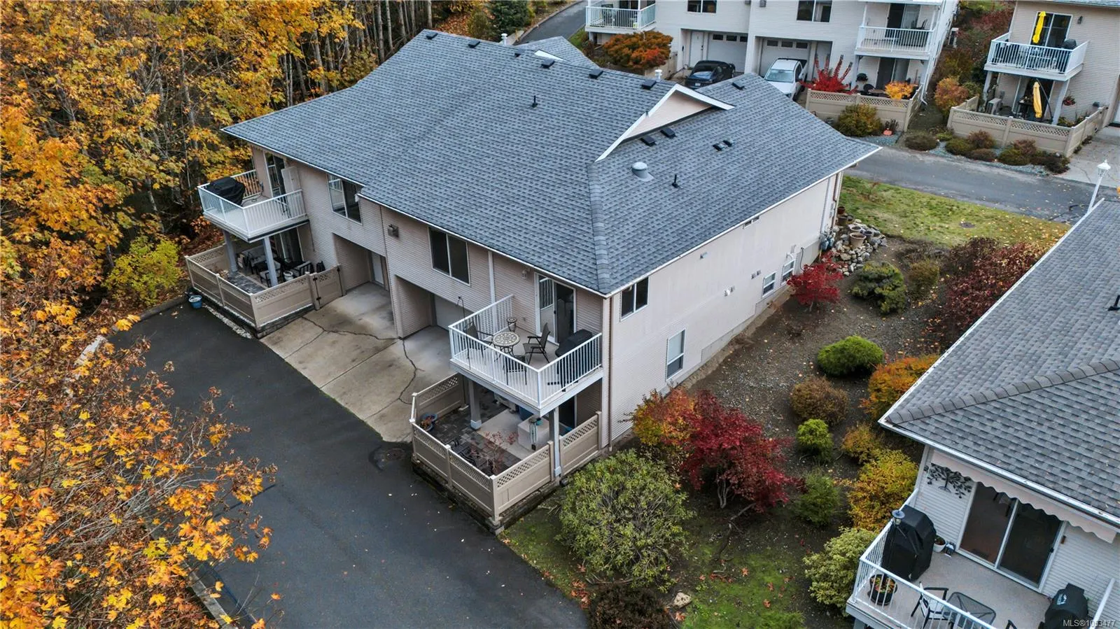1150 Walkem Rd
