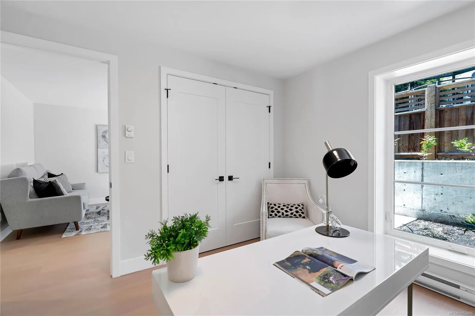 2590 Penrhyn St