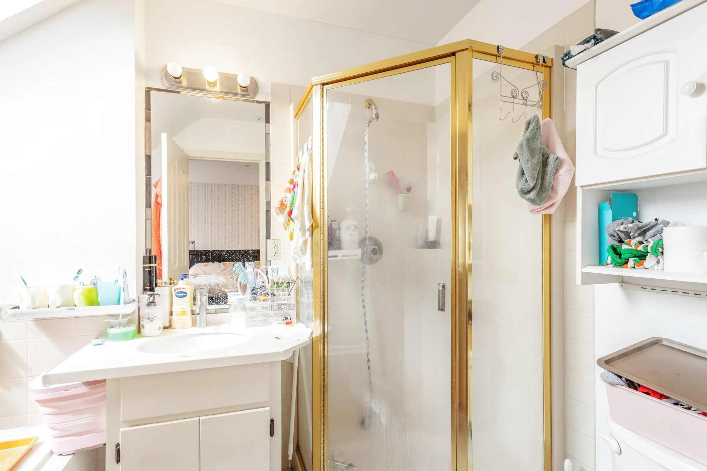 21 8591 Blundell Road