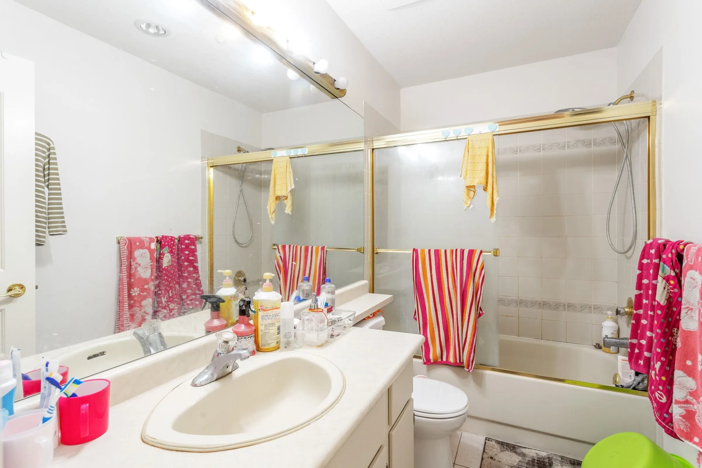 21 8591 Blundell Road