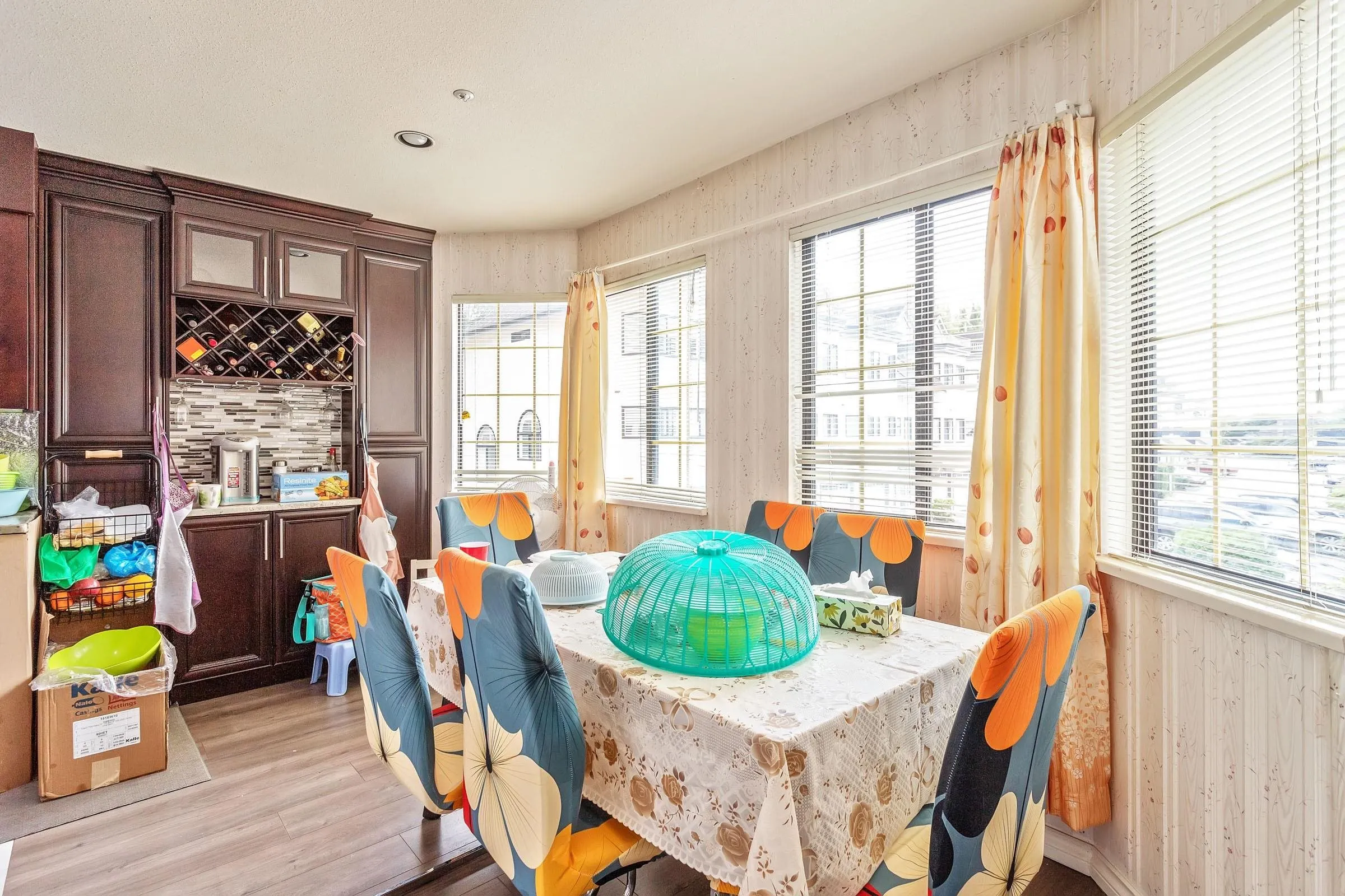 21 8591 Blundell Road