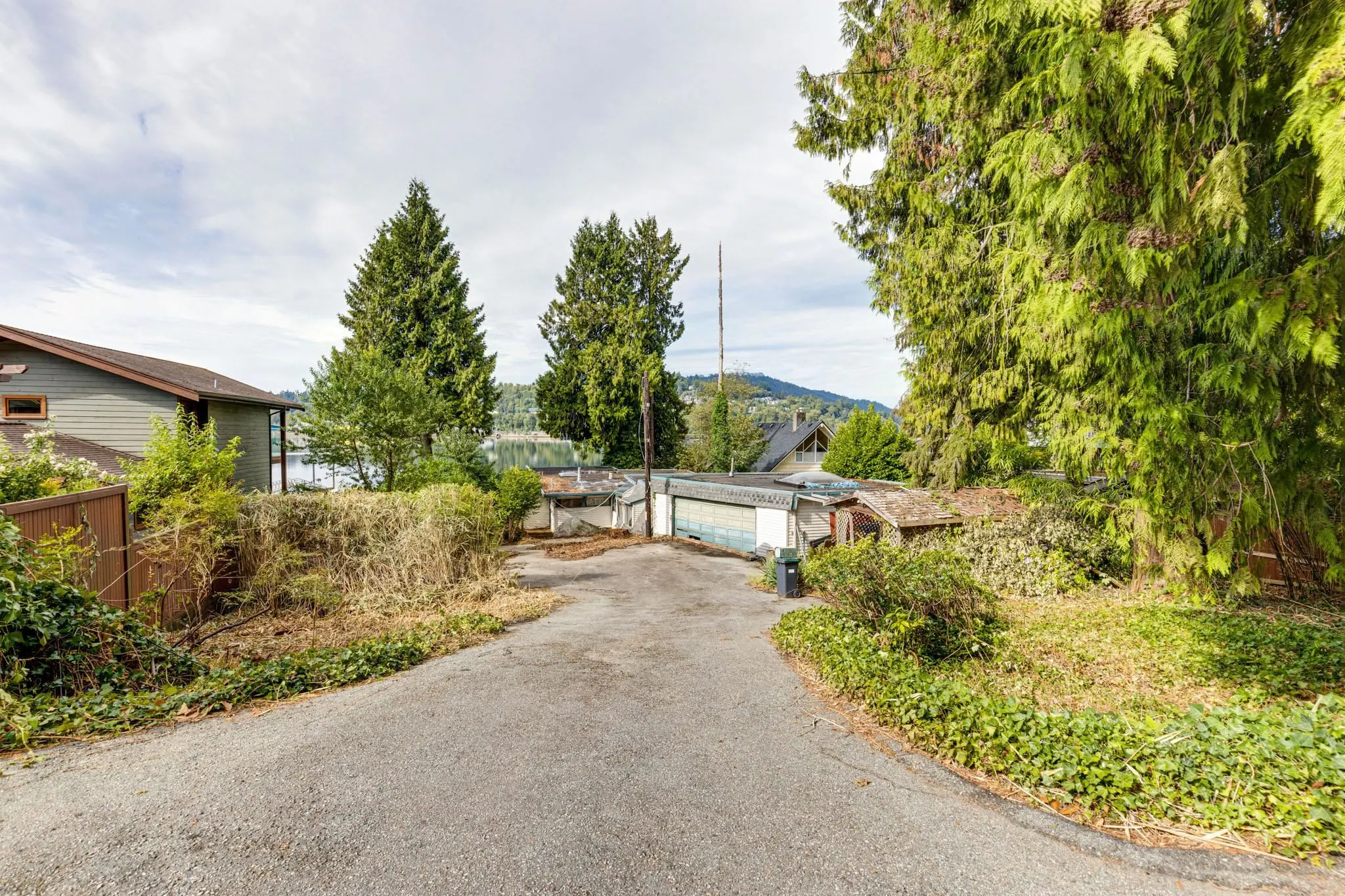 860 Alderside Road