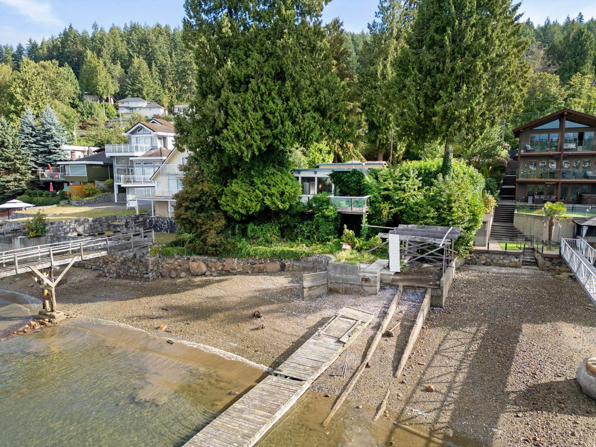 860 Alderside Road