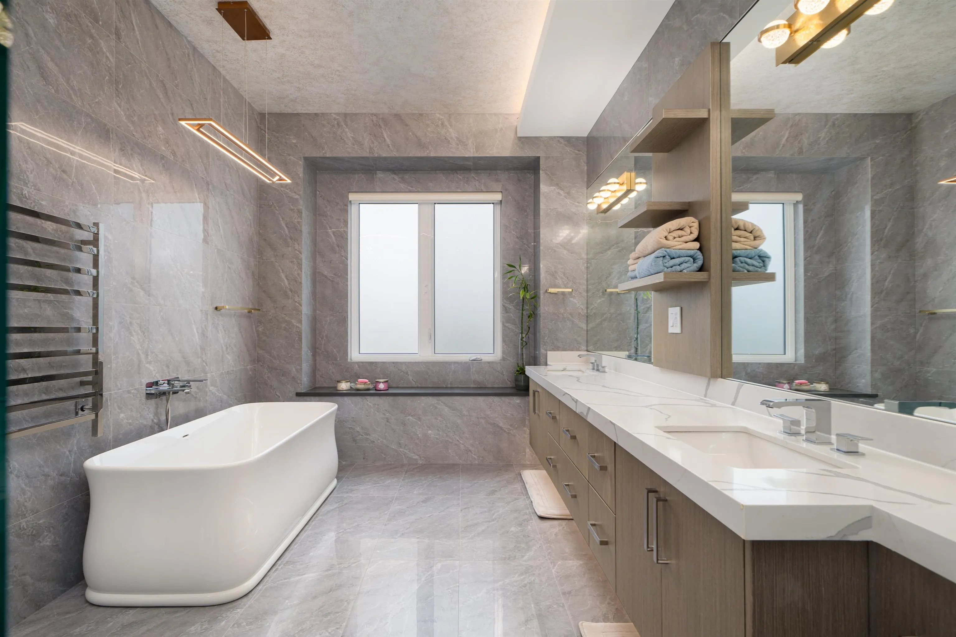 10111 No. 6 Road