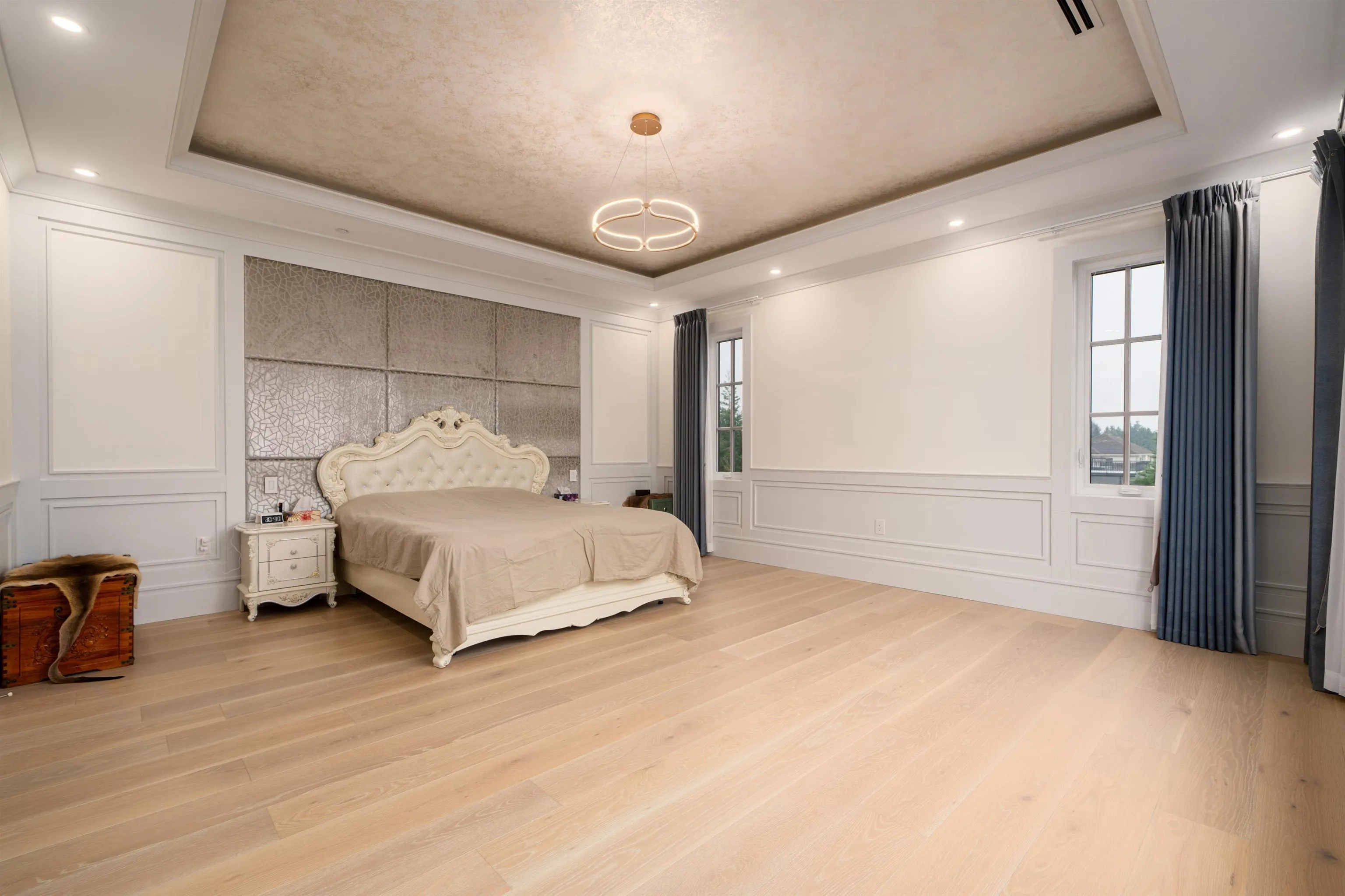 10111 No. 6 Road