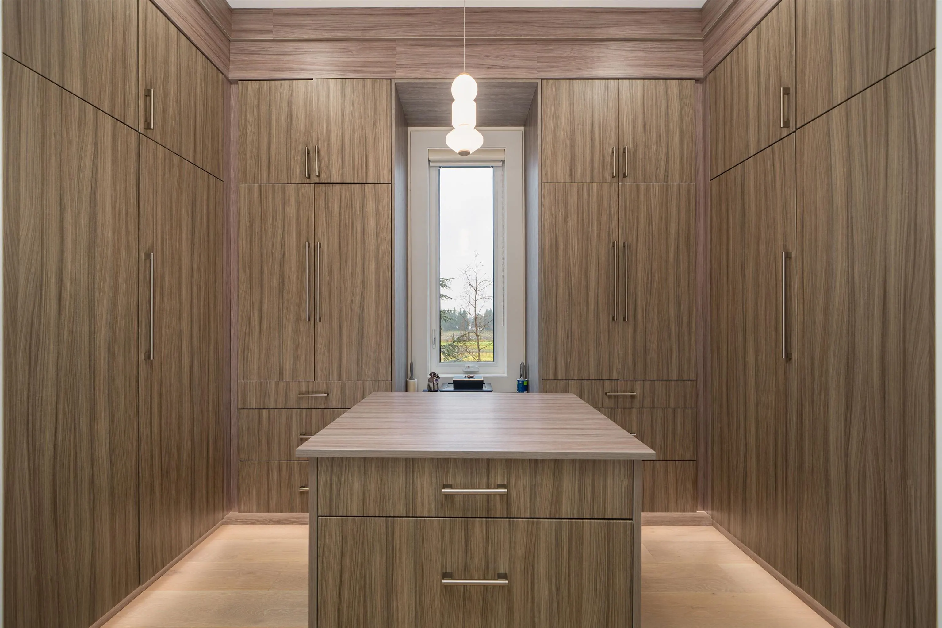 10111 No. 6 Road