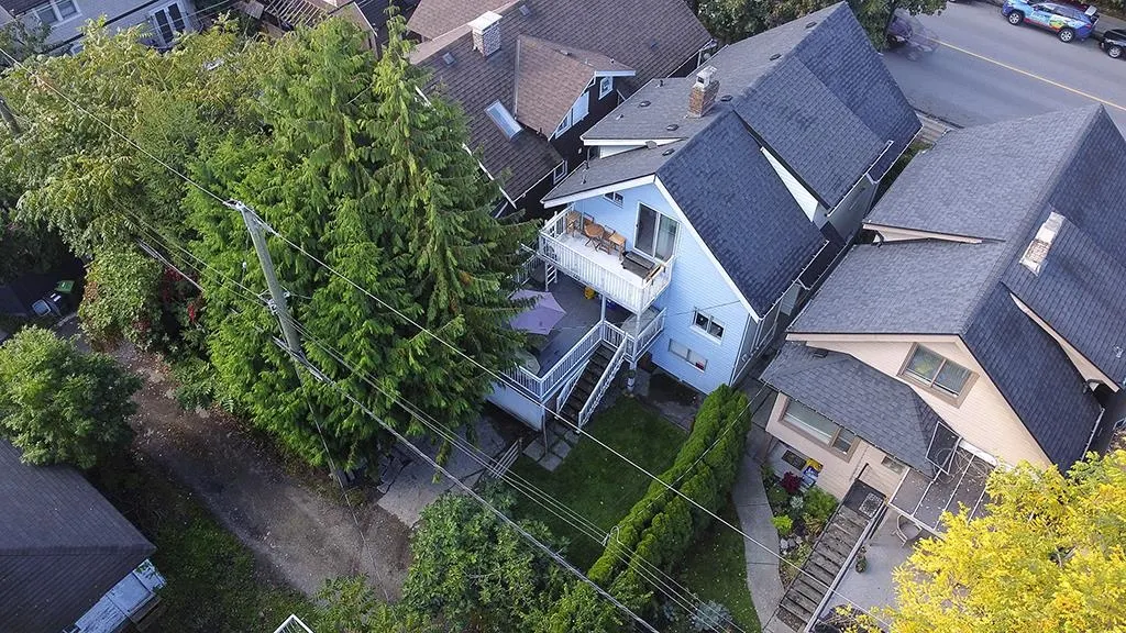 2318 Macdonald Street