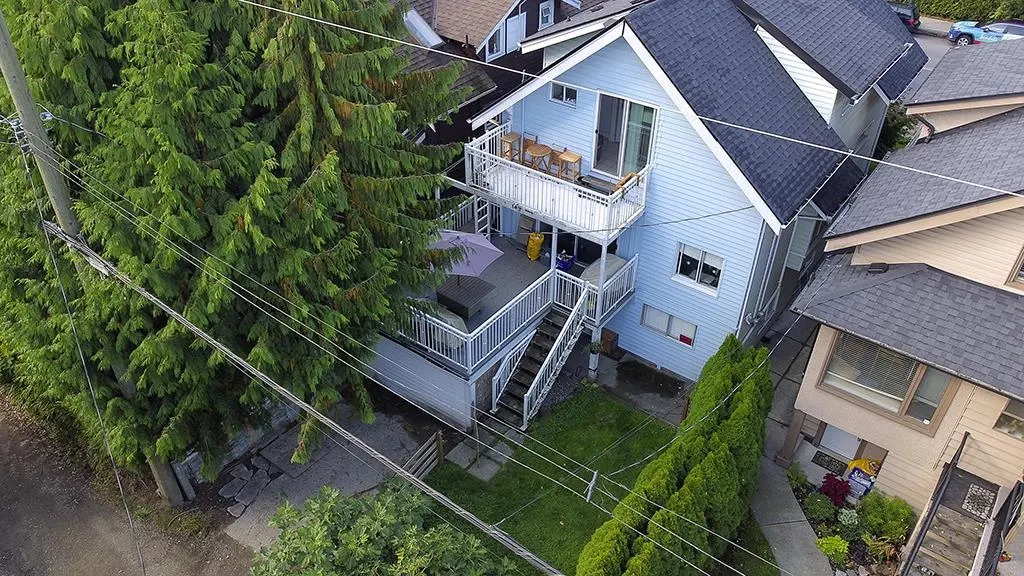 2318 Macdonald Street