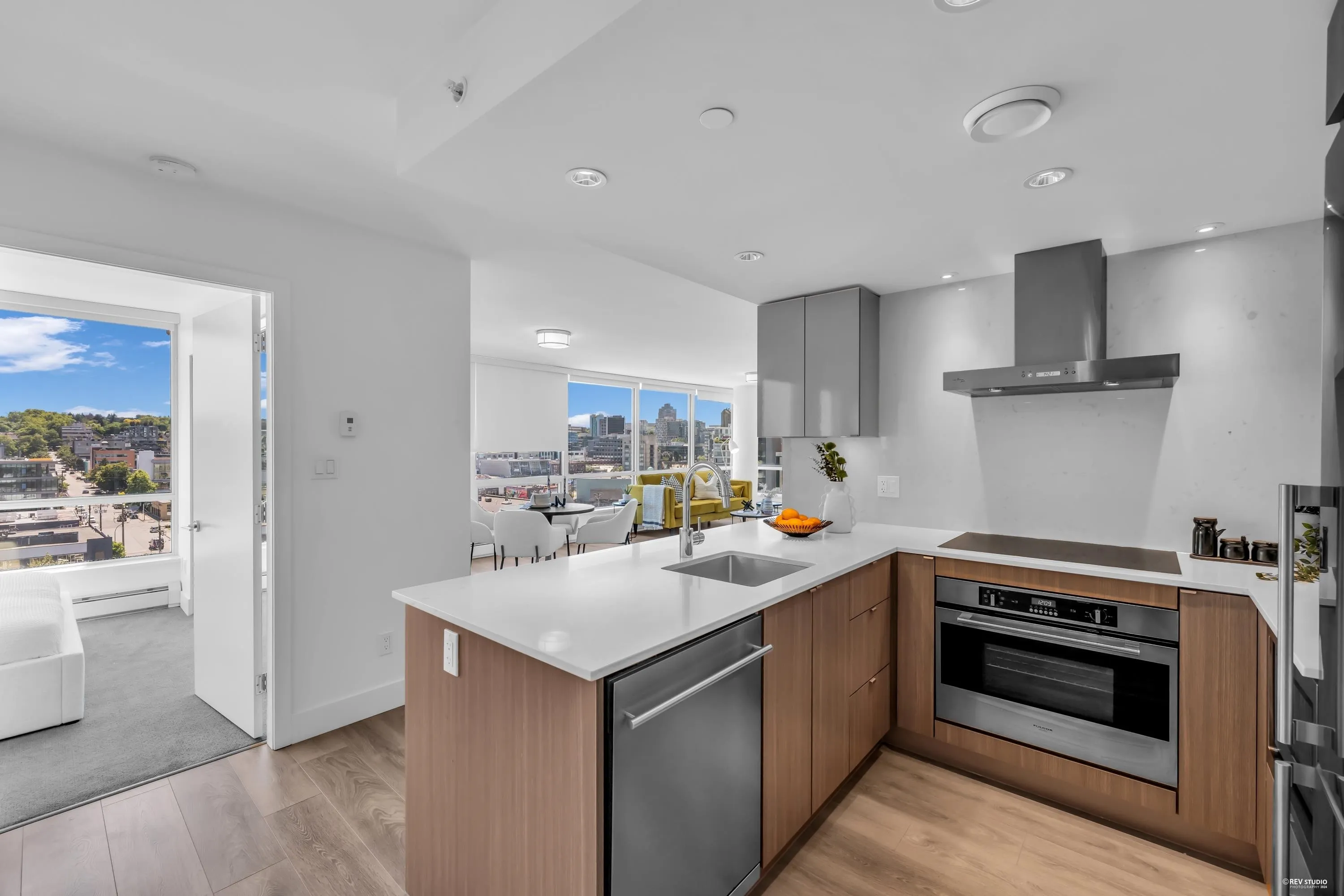 1108 1788 Columbia Street