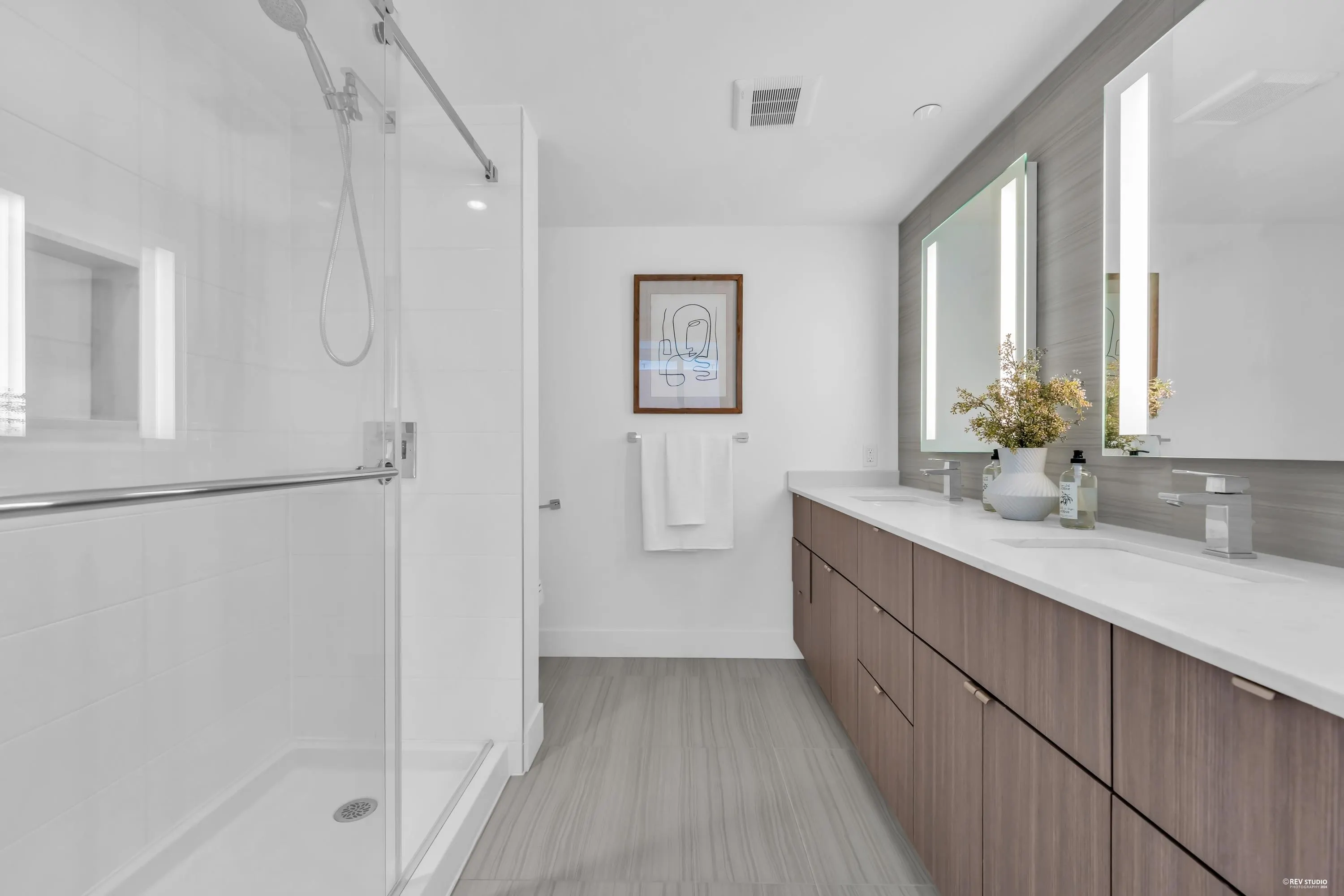 1108 1788 Columbia Street