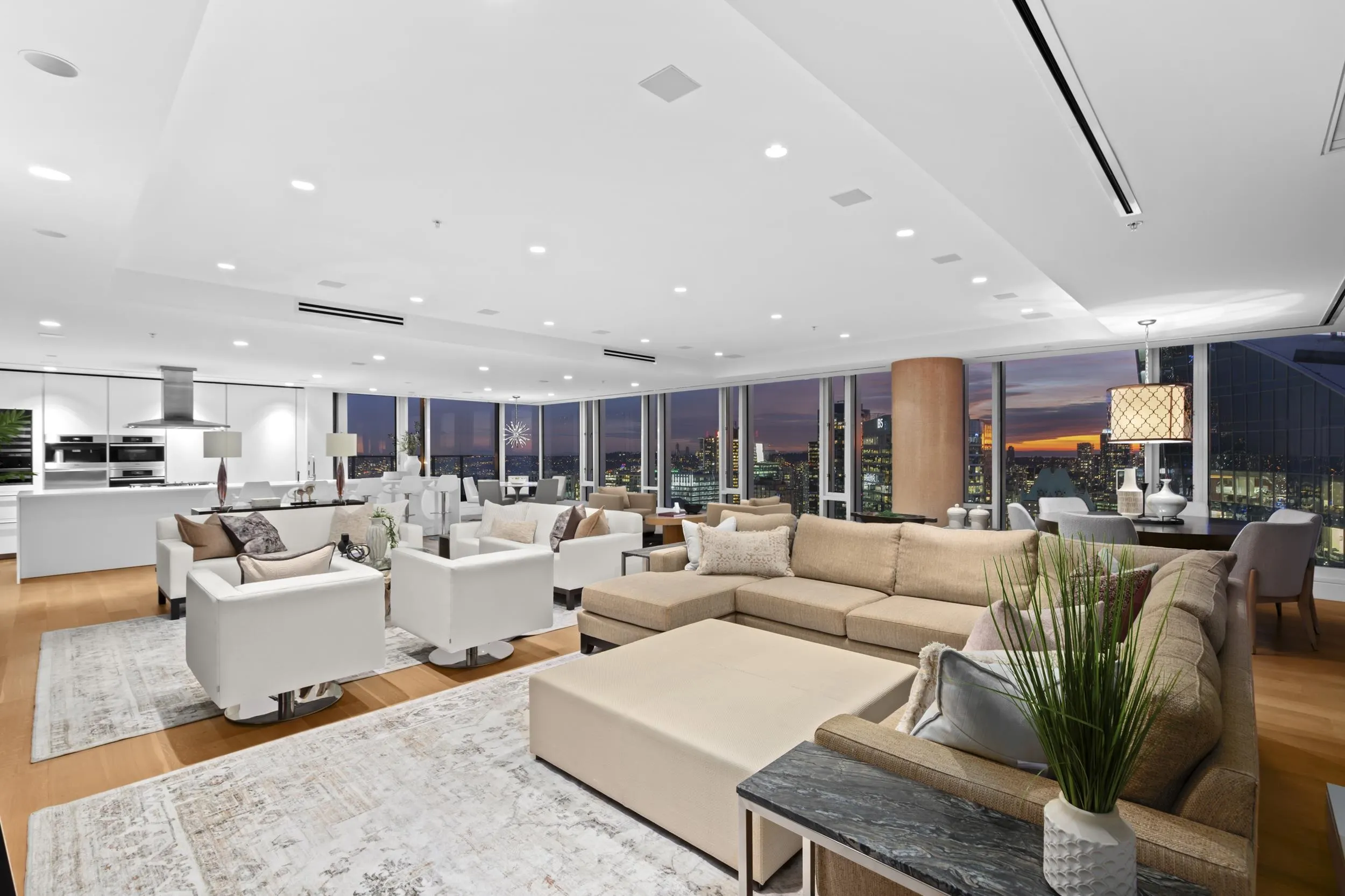 1011 W Cordova Street #4602