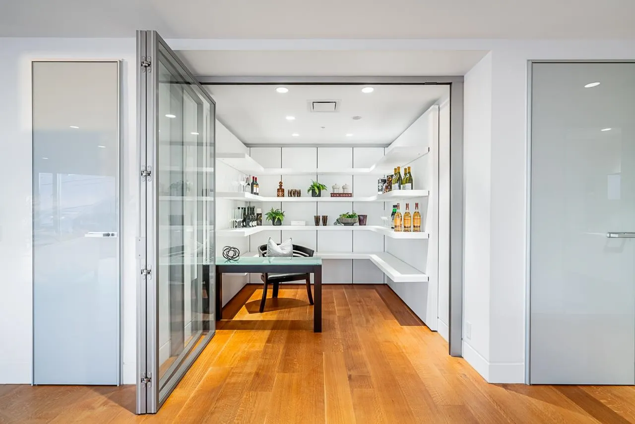 1011 W Cordova Street #4602