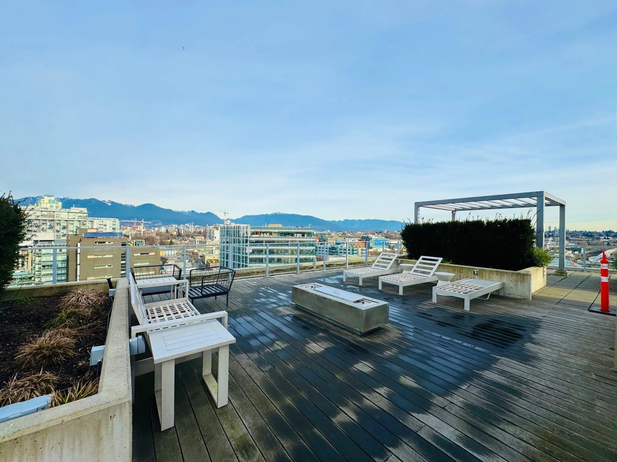 180 E 2nd Avenue #727