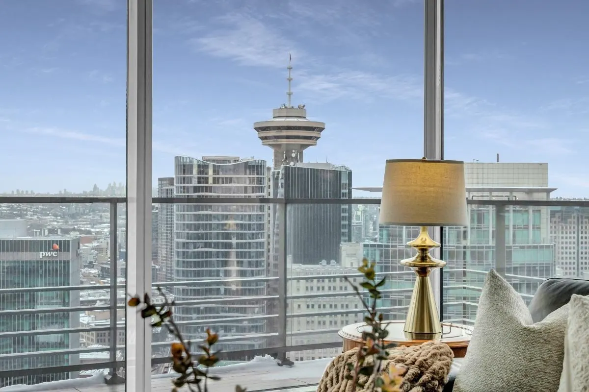 3503 1011 W Cordova Street