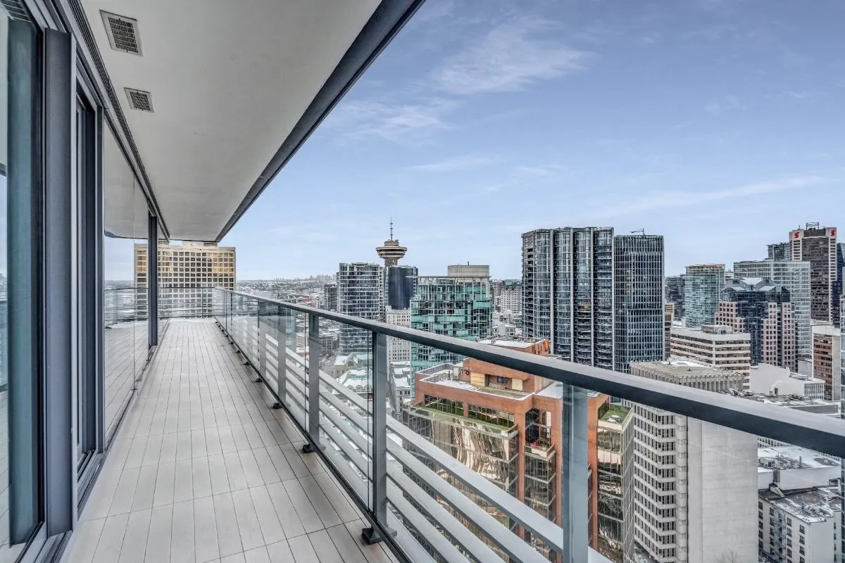 3503 1011 W Cordova Street