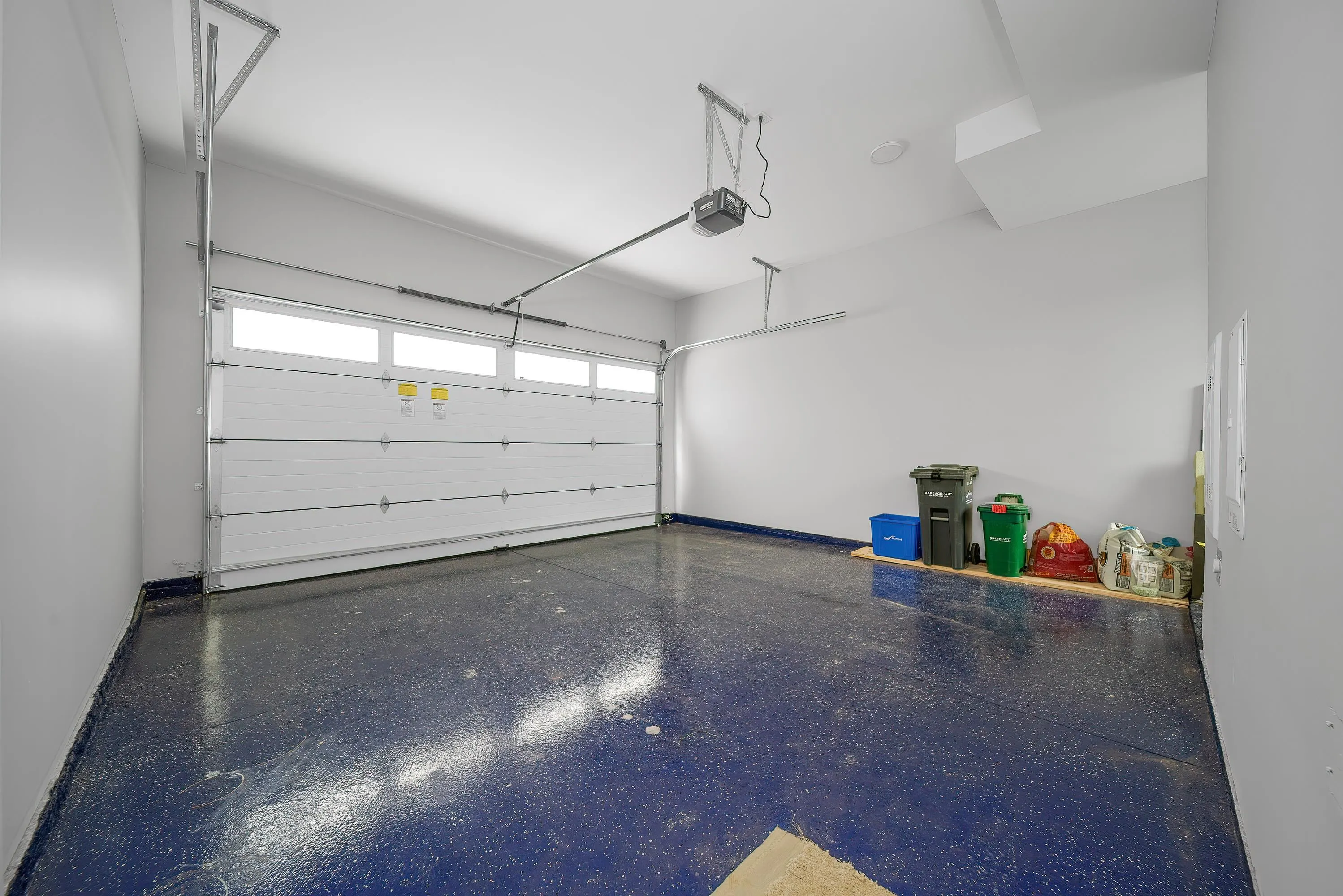 4 9500 Garden City Road