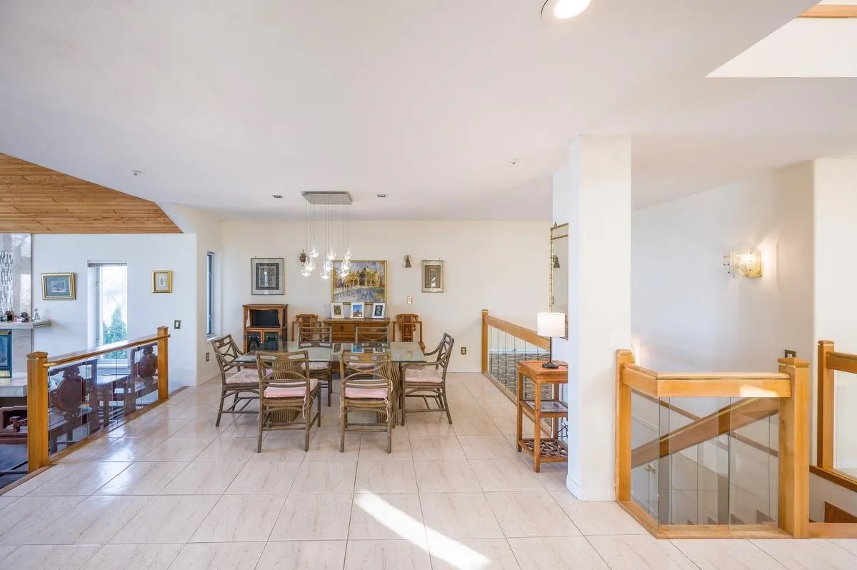 4628 Puget Drive