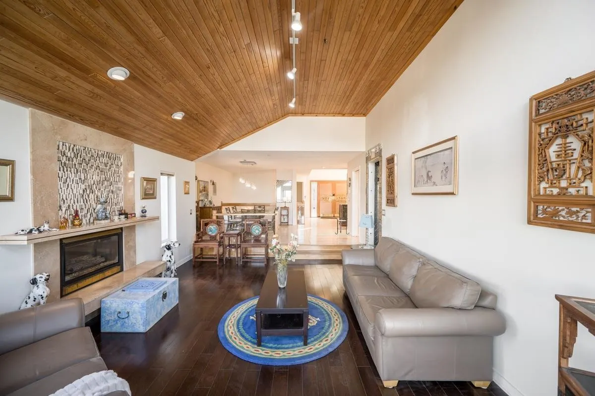 4628 Puget Drive