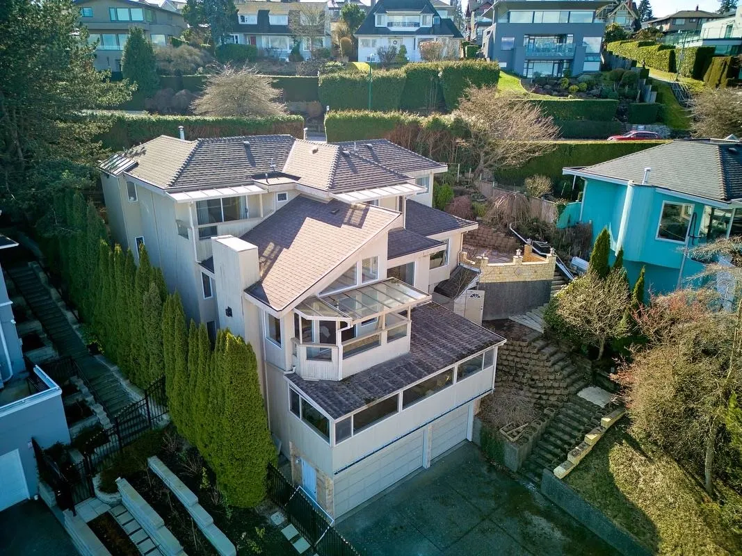 4628 Puget Drive