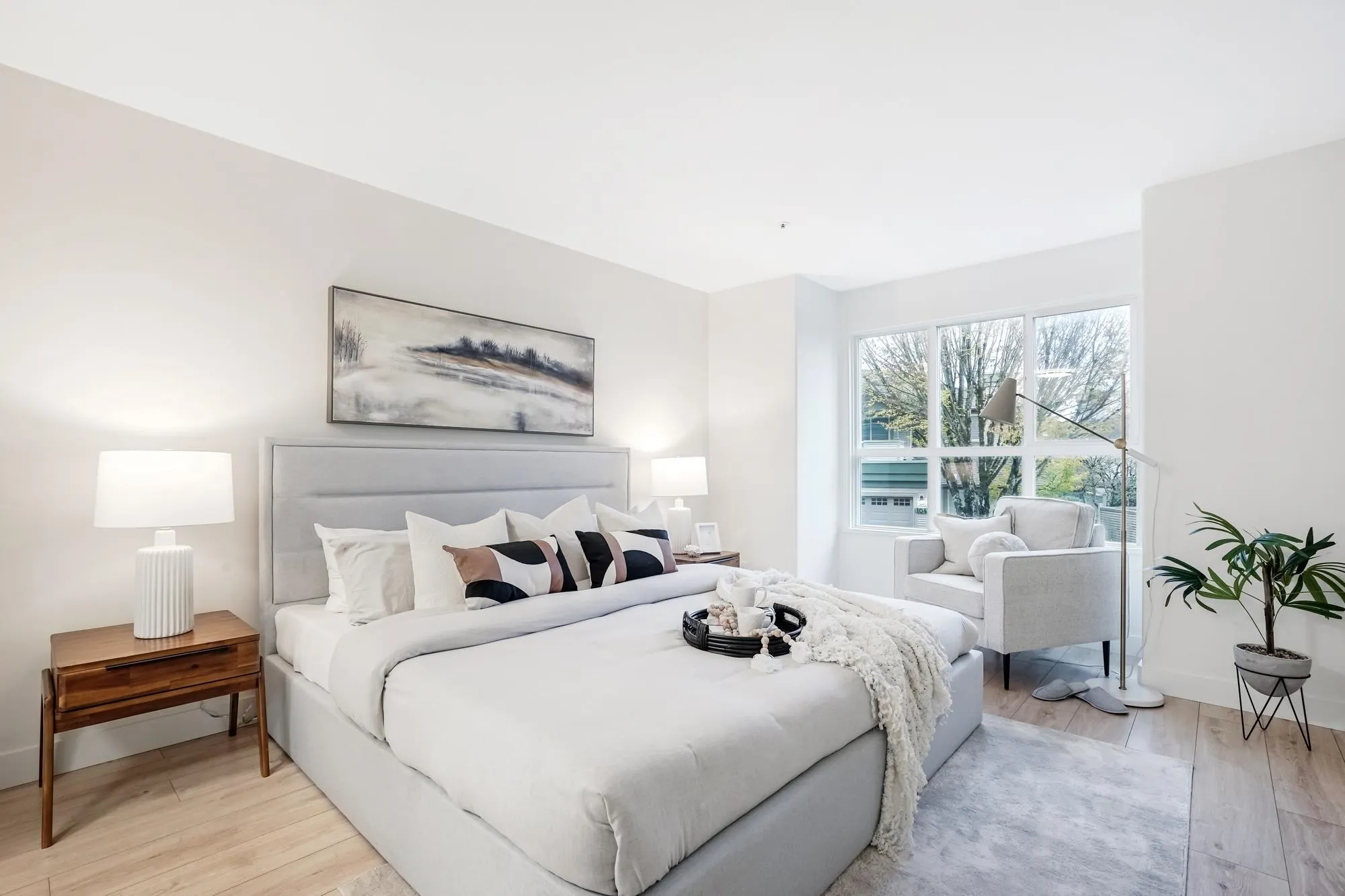 13870 70 Avenue #201