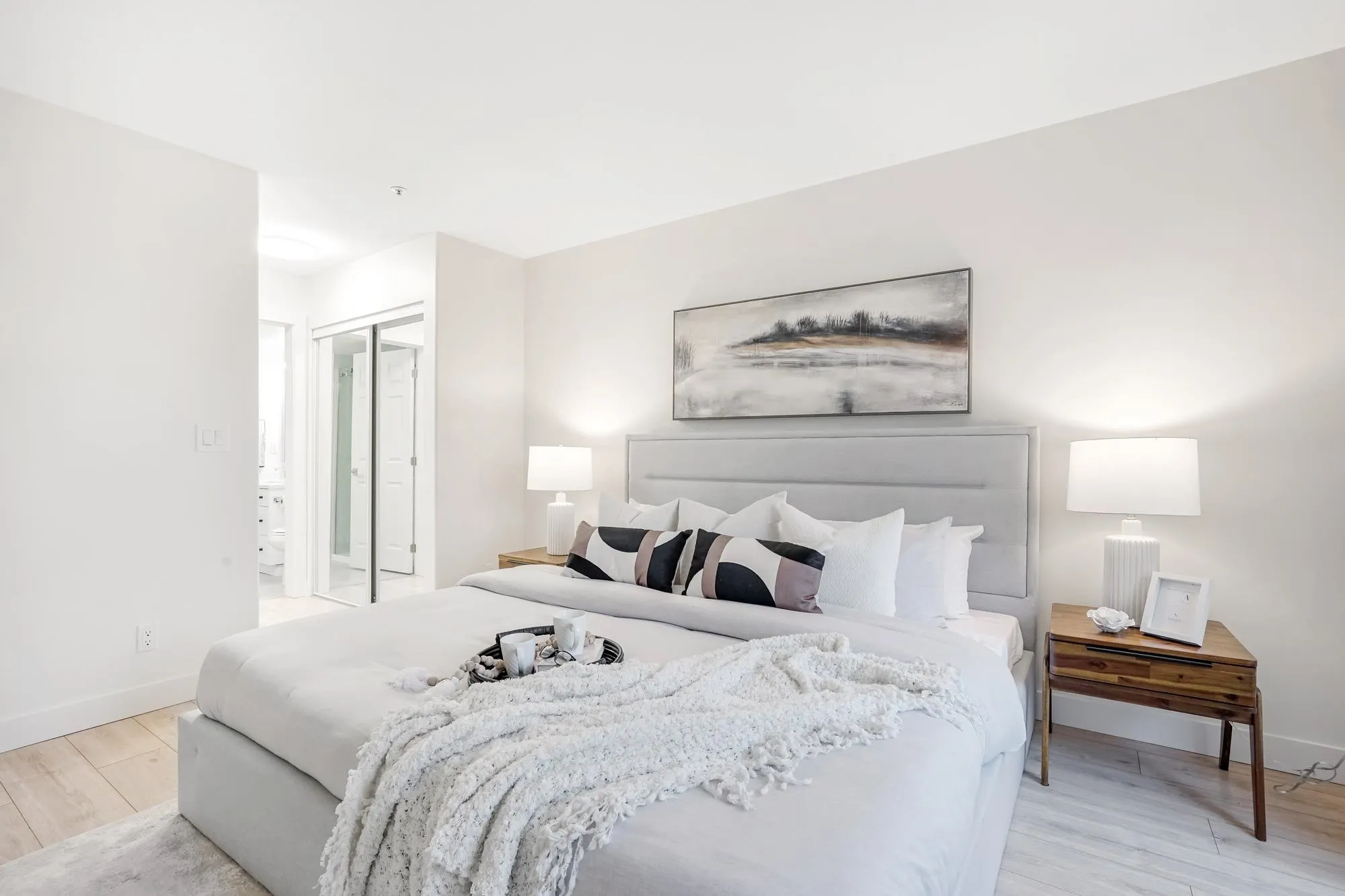 13870 70 Avenue #201
