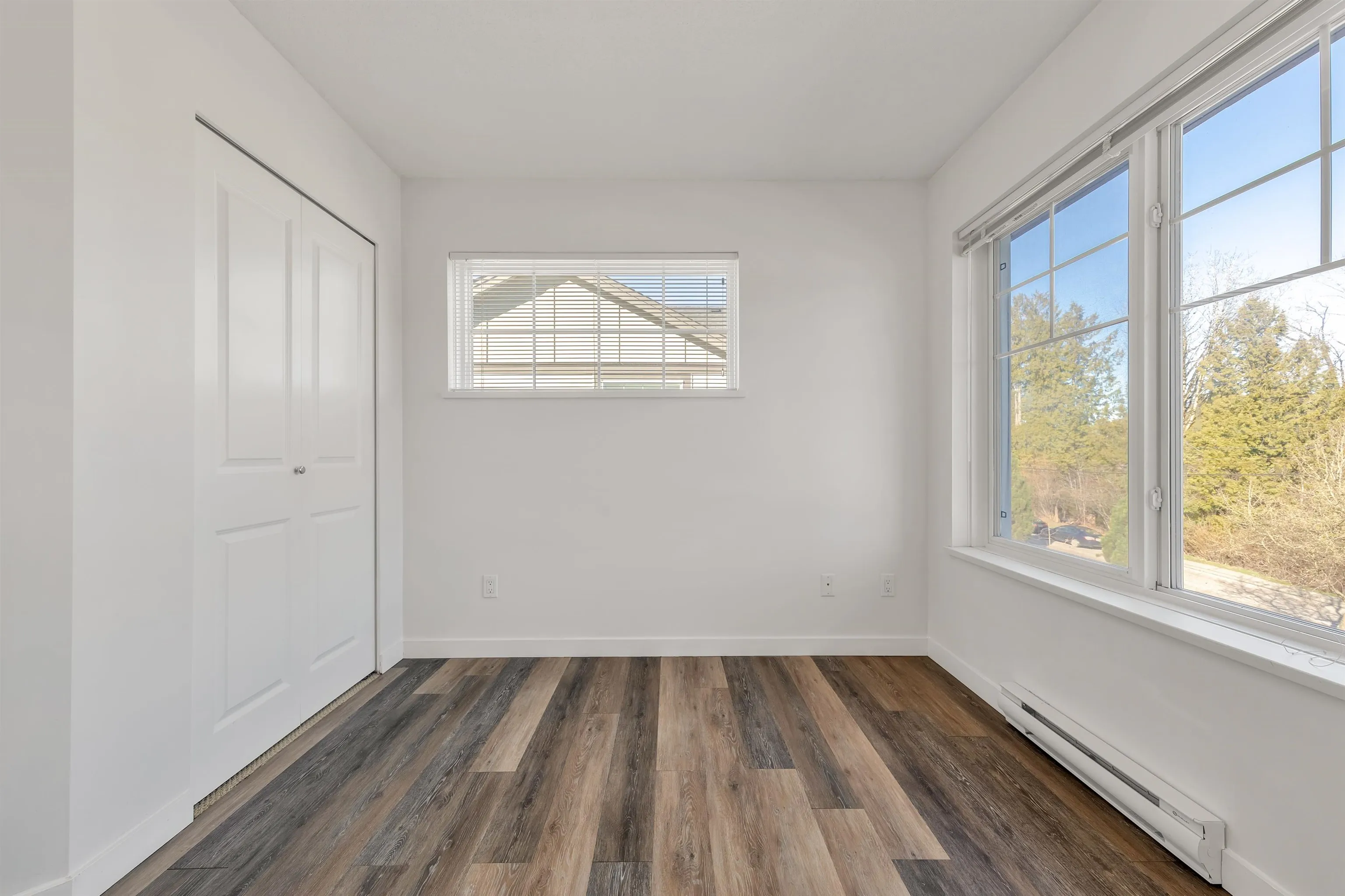 14 15788 104 Avenue